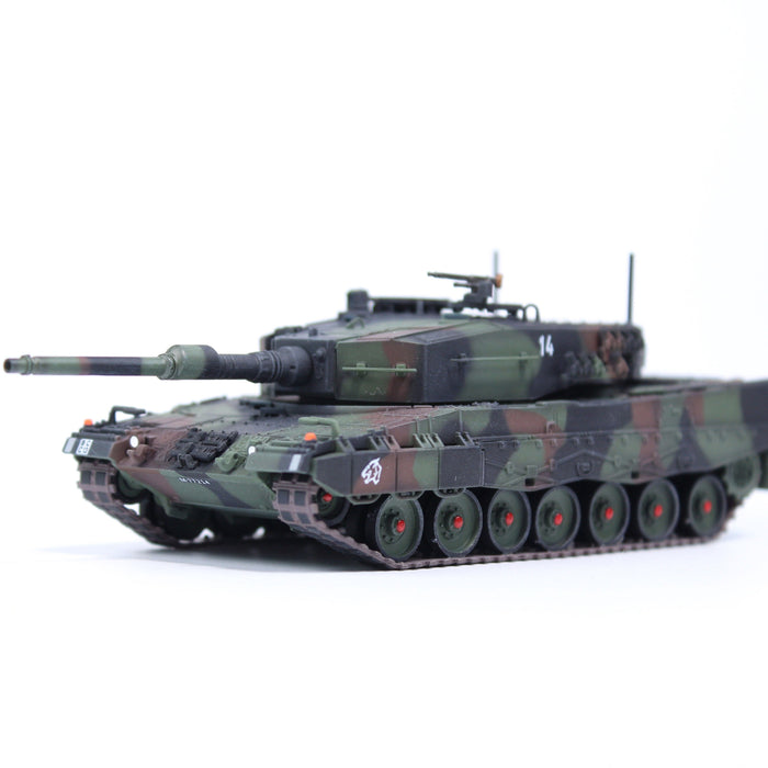Leopard 2A4, Swiss Army, Pz.87, 13th Pz. battalion, Steel Army Parade, Thun, 2006