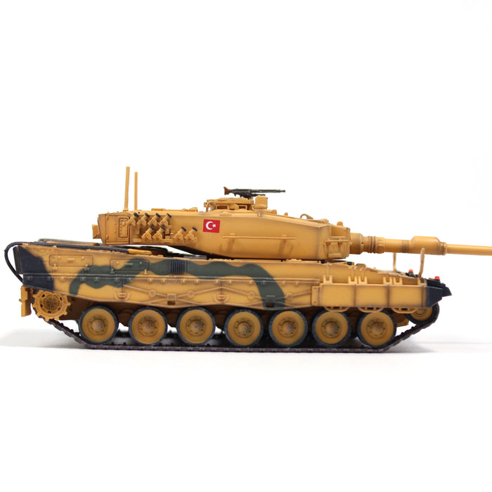 Leopard 2A4 desert camouflage, Turkish Army 2nd Cavalry Armored Brigade, Turkey-Syria border, 2016