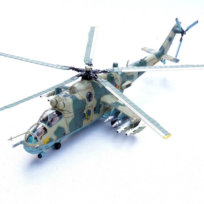 MI-24P, 5th Helicopter Sqn. 512 1988 - Basepohl AB, Eastern Germany (1:72 Scale)