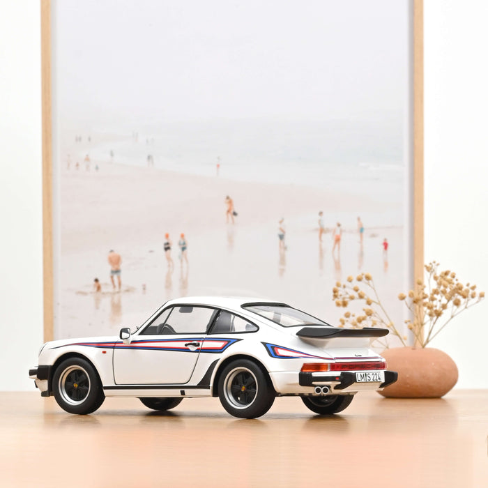 Porsche 911 Turbo 3.3 1980 White 1:18
