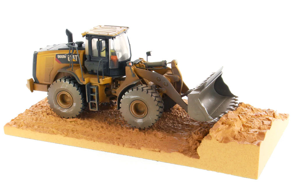 1:50 Cat 966M Weathered Medium Wheel Loader