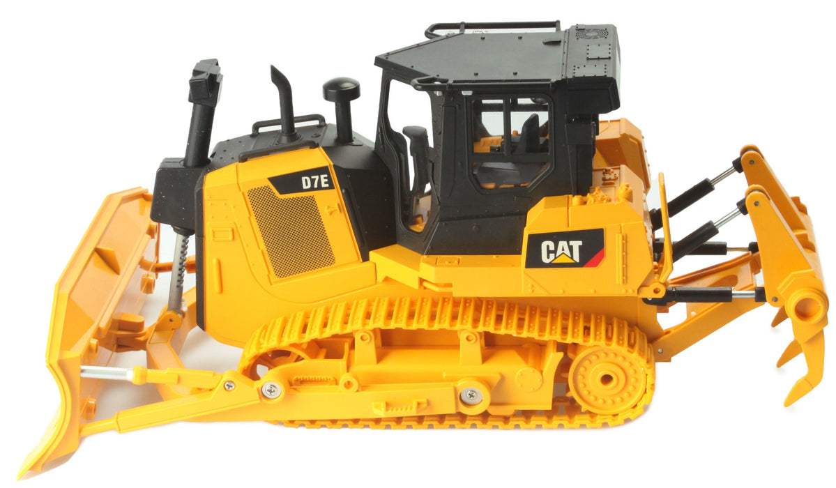 1:24 RC CAT D7E Track Type Tractor