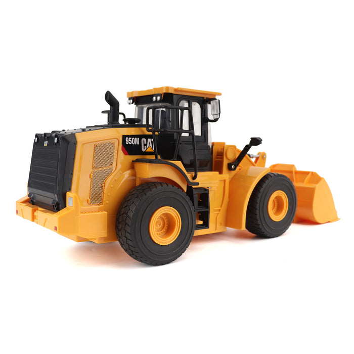 1:24 Radio Control Cat 950M Wheel Loader