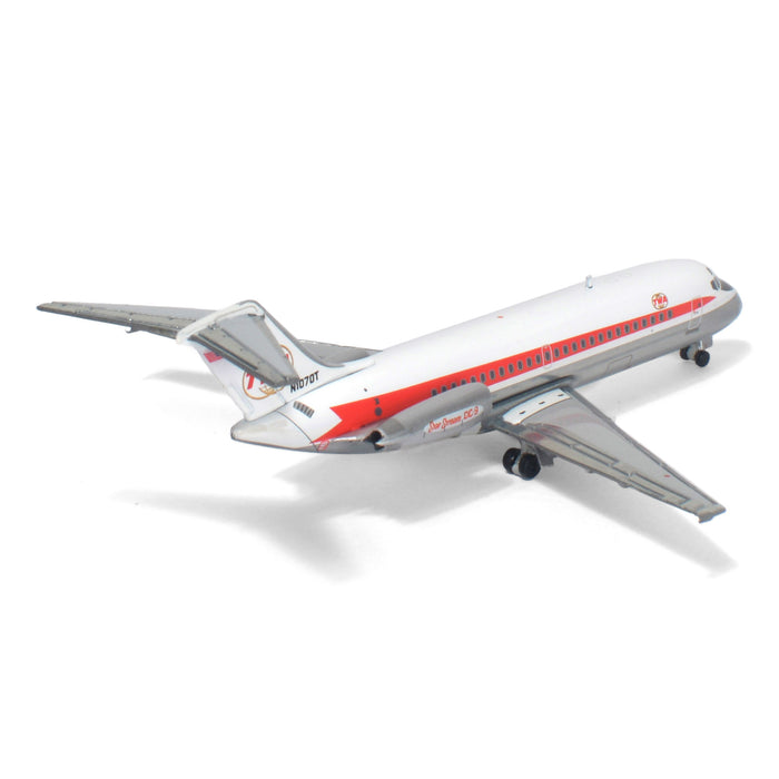 1:400 Scale TRANS WORLD AIRLINES DC-9-15 - N1070T