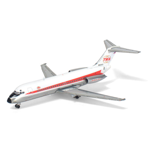 1:400 Scale TRANS WORLD AIRLINES DC-9-15 - N1070T
