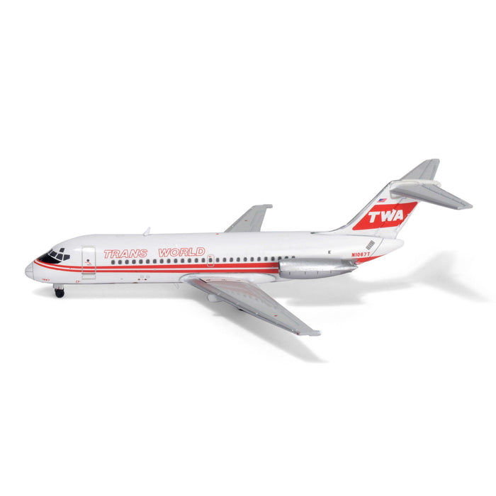 1:400 Scale TRANS WORLD AIRLINES DC-9-15 - N1067T
