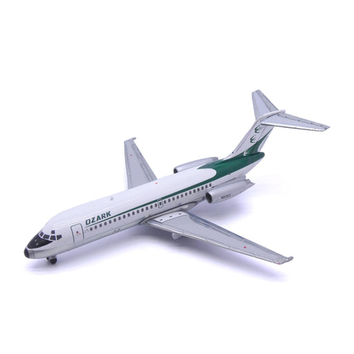 1:400 Ozark Air Lines DC-9-15 - N970Z