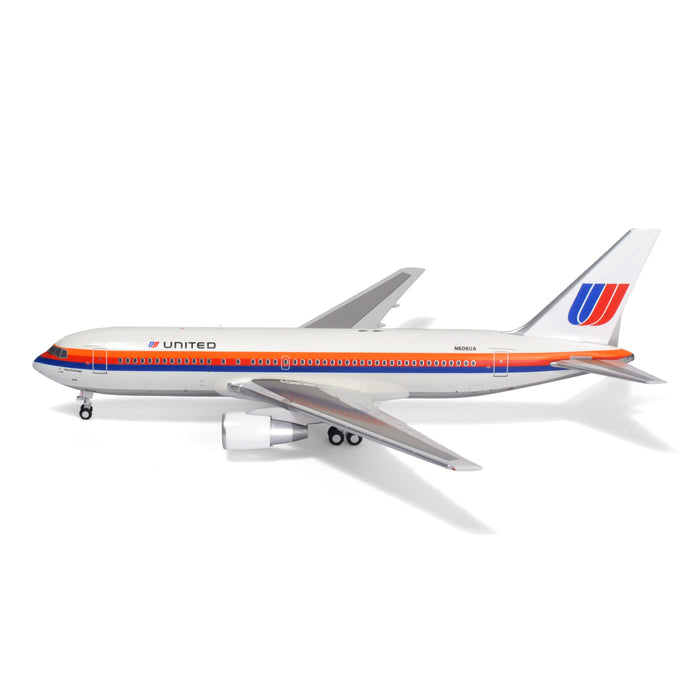 1:400 Scale UNITED AIRLINES BOEING 767-200 - N606UA