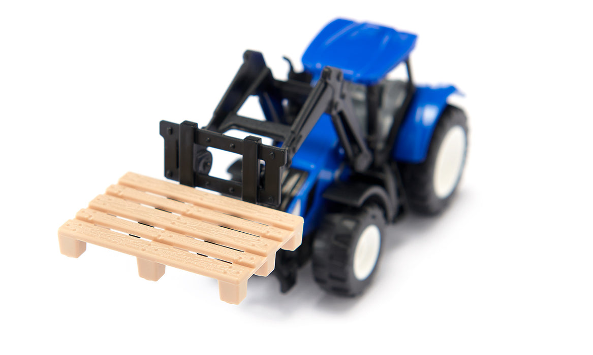 SIKU New Holland Tractor With Pallet Fork And Pallet