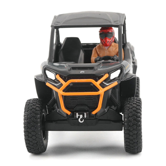 1:32 Commander XT-P 1000R - Orange