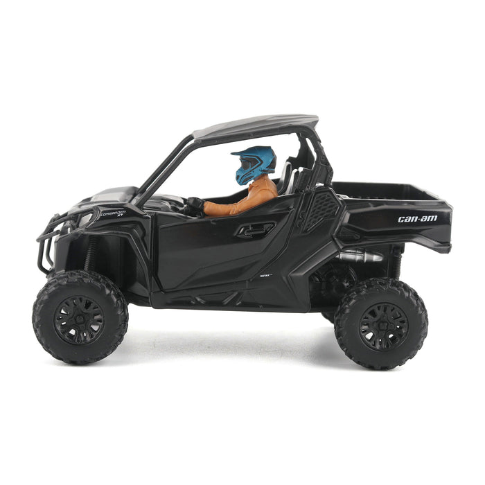 1:32 Commander XT 1000R - Black
