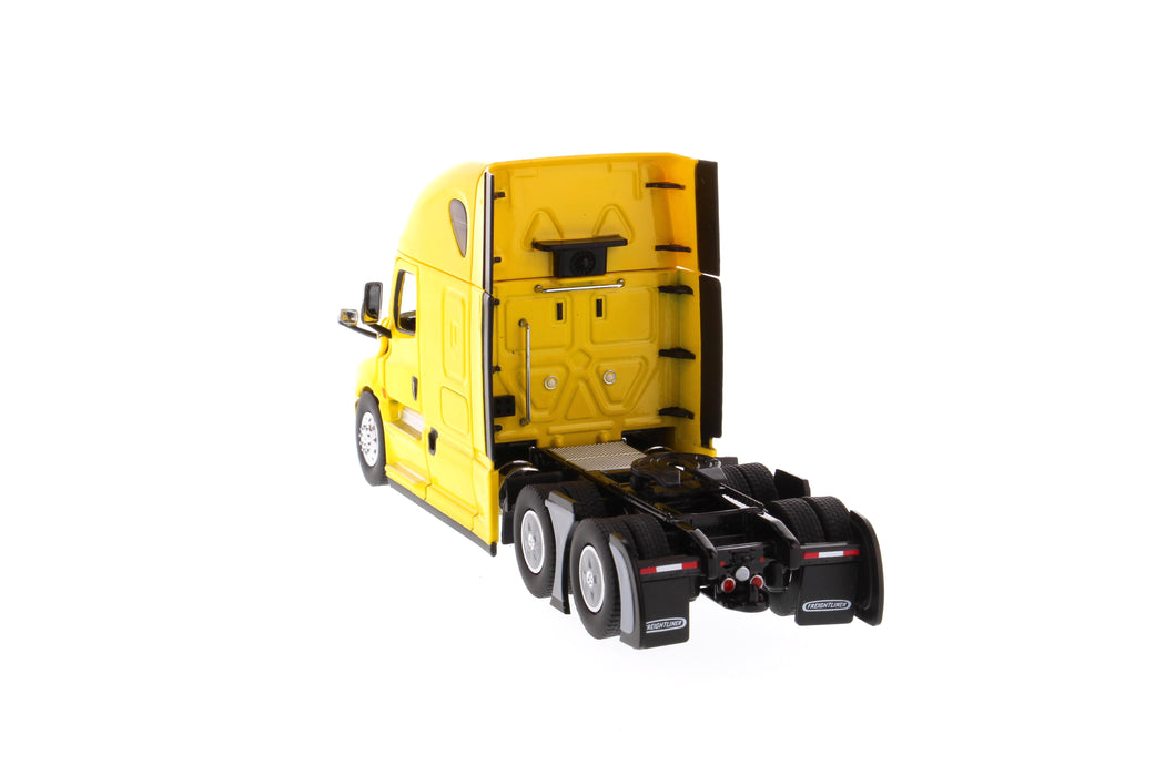 1:50 Freightliner Cascadia SBFA Tandem with 72" Sleeper - Yellow