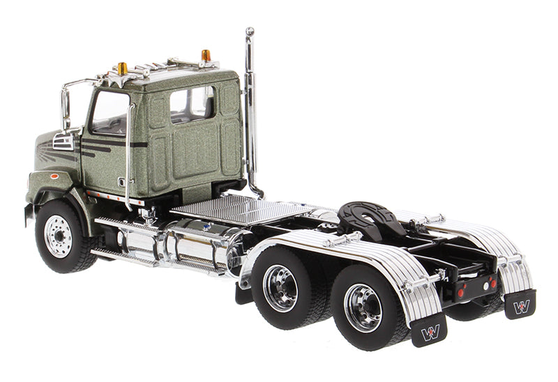 1:50 Western Star 4700 SBFA Tandem Day Cab - Metalic Olive Green