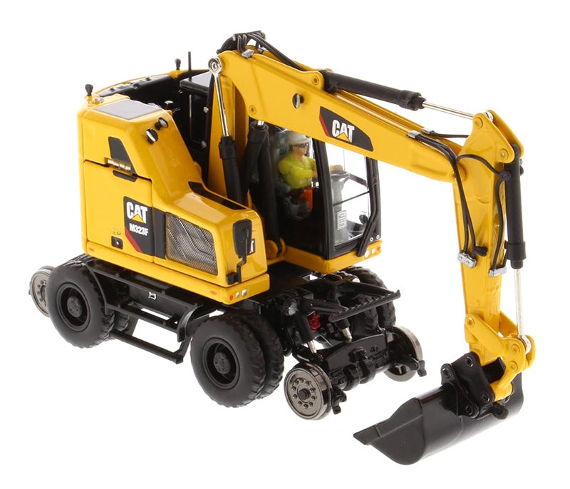 1:50 Cat M323F Railroad Wheeled Excavator - Safety Yellow Version