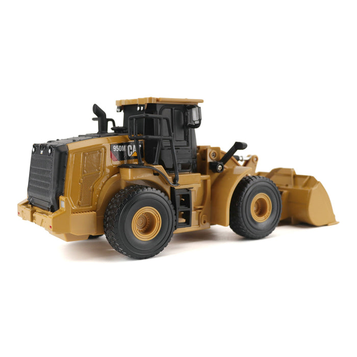 1:32 Cat Diecast Earth Models Assortment