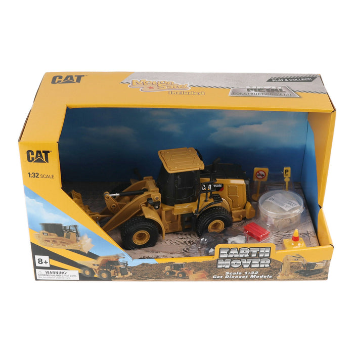 1:32 Cat Diecast Earth Models Assortment