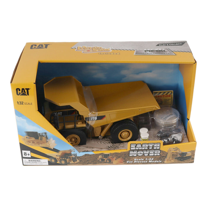 1:32 Cat Diecast Earth Models Assortment