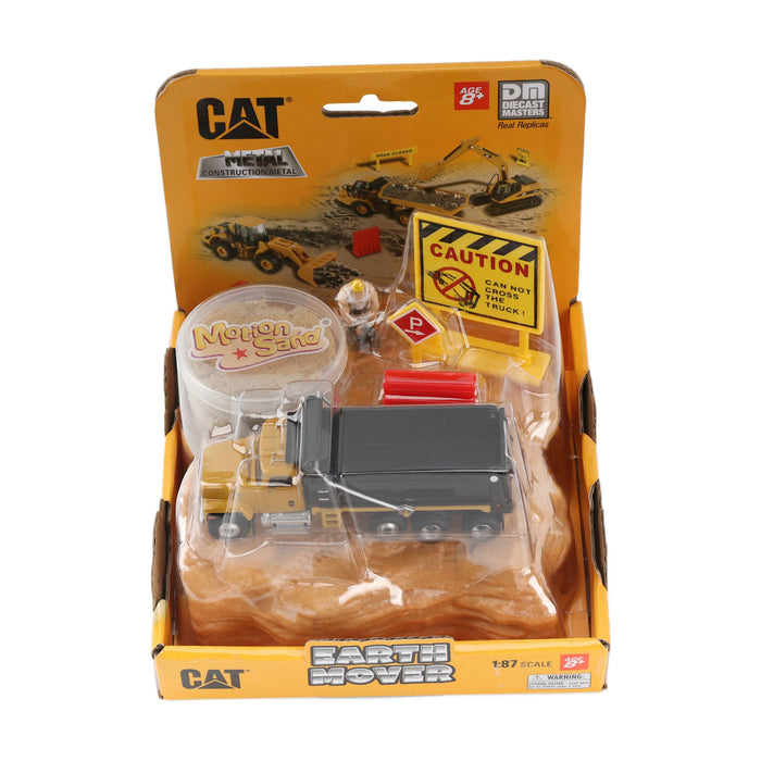 1:87 Cat CT681 Dump Truck Earth Mover Playset
