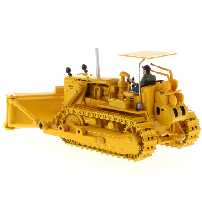1:50 CAT D7C Track Type Tractor
