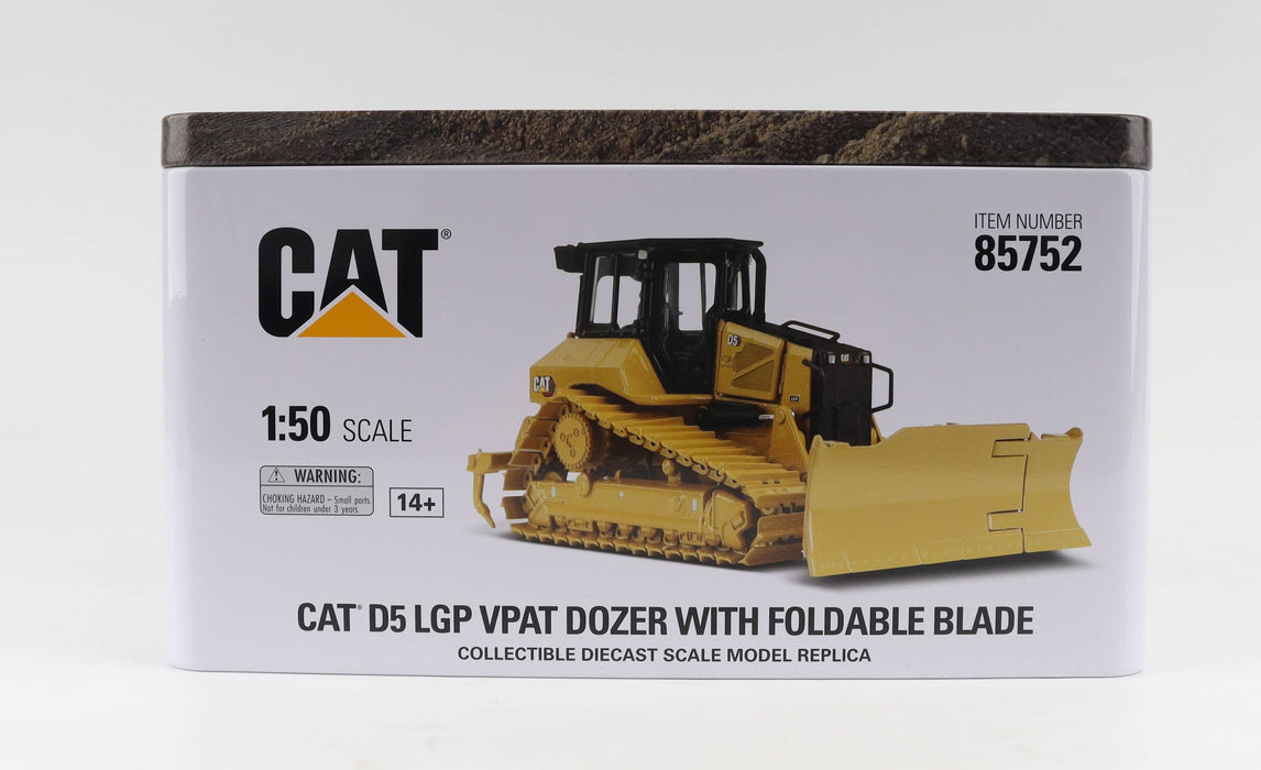1:50 D5 LGP Track Type Tractor