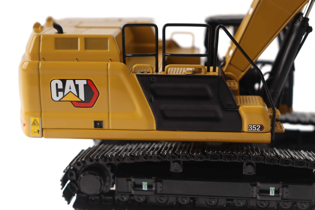 1:50 Cat 352 Next Generation Excavator