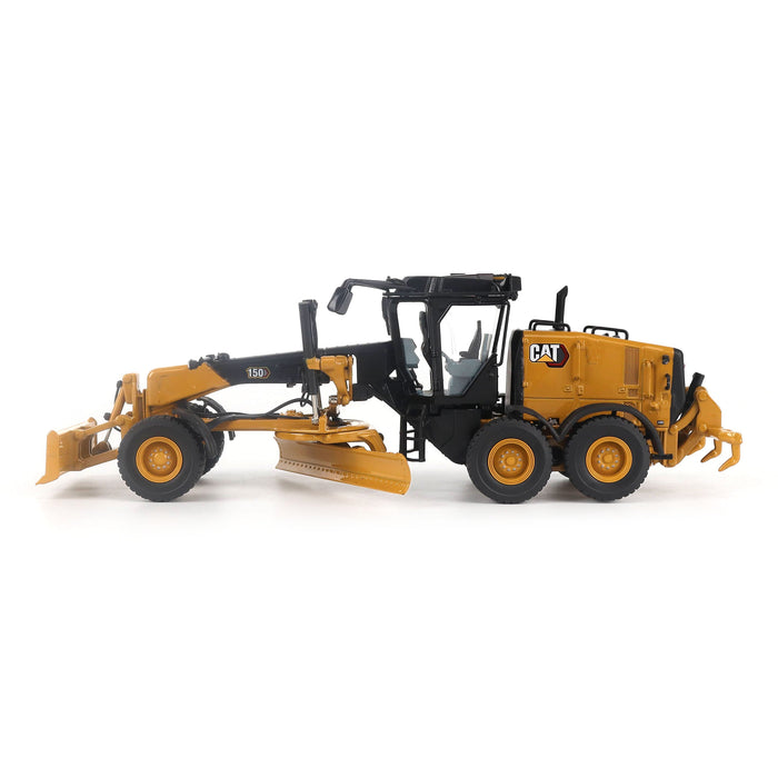 1:50 Cat 150 JOY AWD Motor Grader