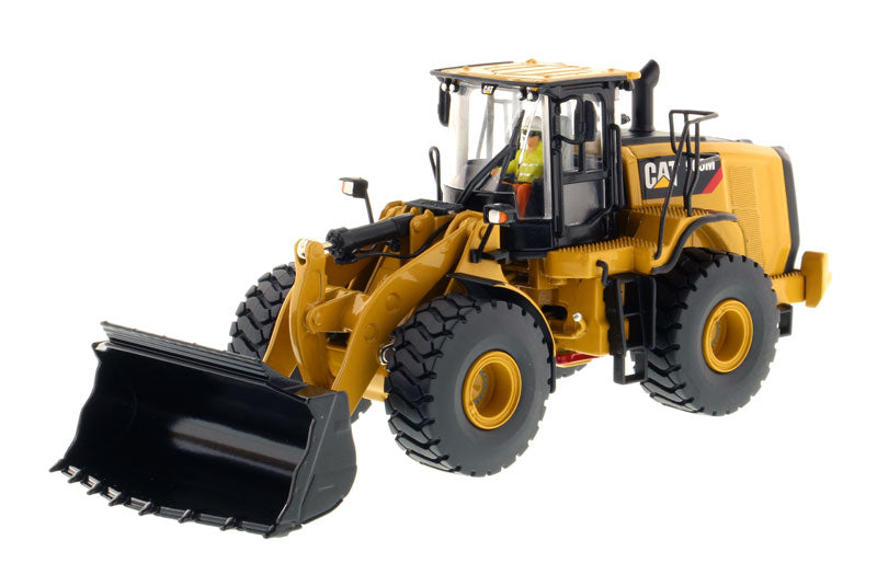 1:50 Cat® 966M Wheel Loader