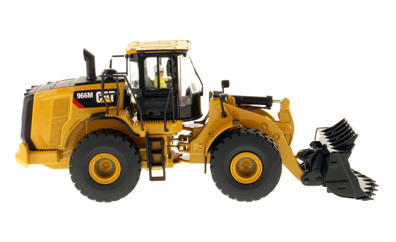 1:50 Cat® 966M Wheel Loader