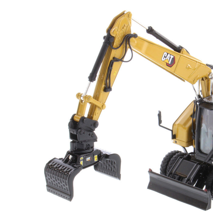 1:50 Cat M318 Wheeled Excavator