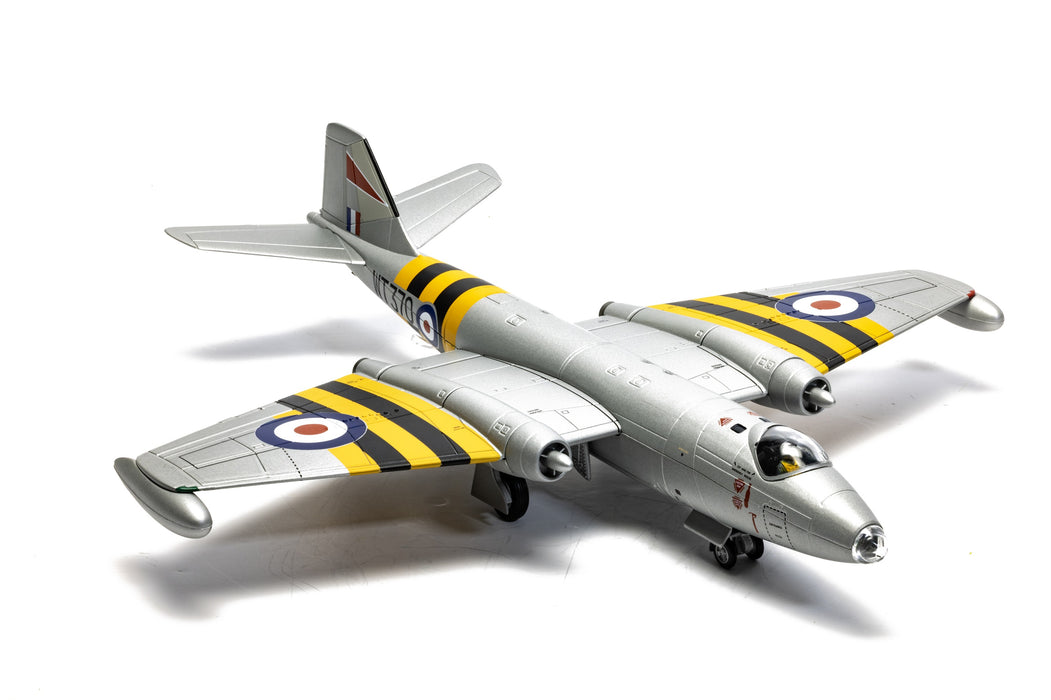 English Electric Canberra B.6, WT370,RAF No. 139 Sqn,Operation Musketeer, November 3 1956