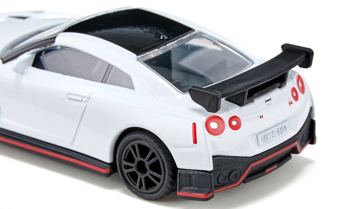 Nissan GT-R Nismo