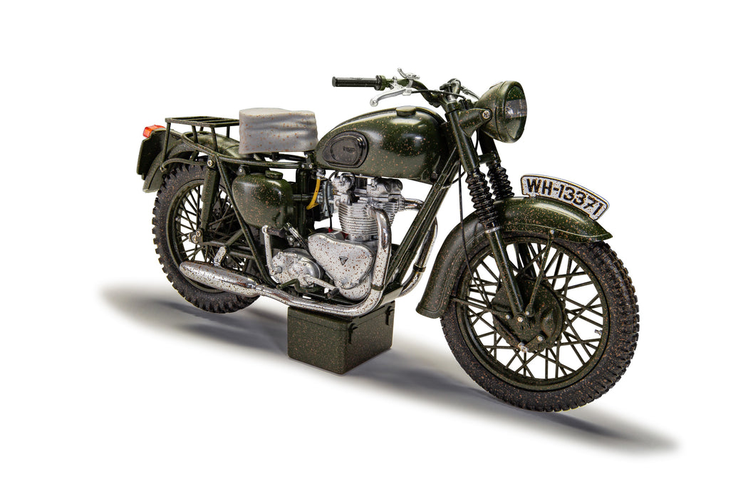 The Great Escape - Triumph TR6 Trophy (Weathered)