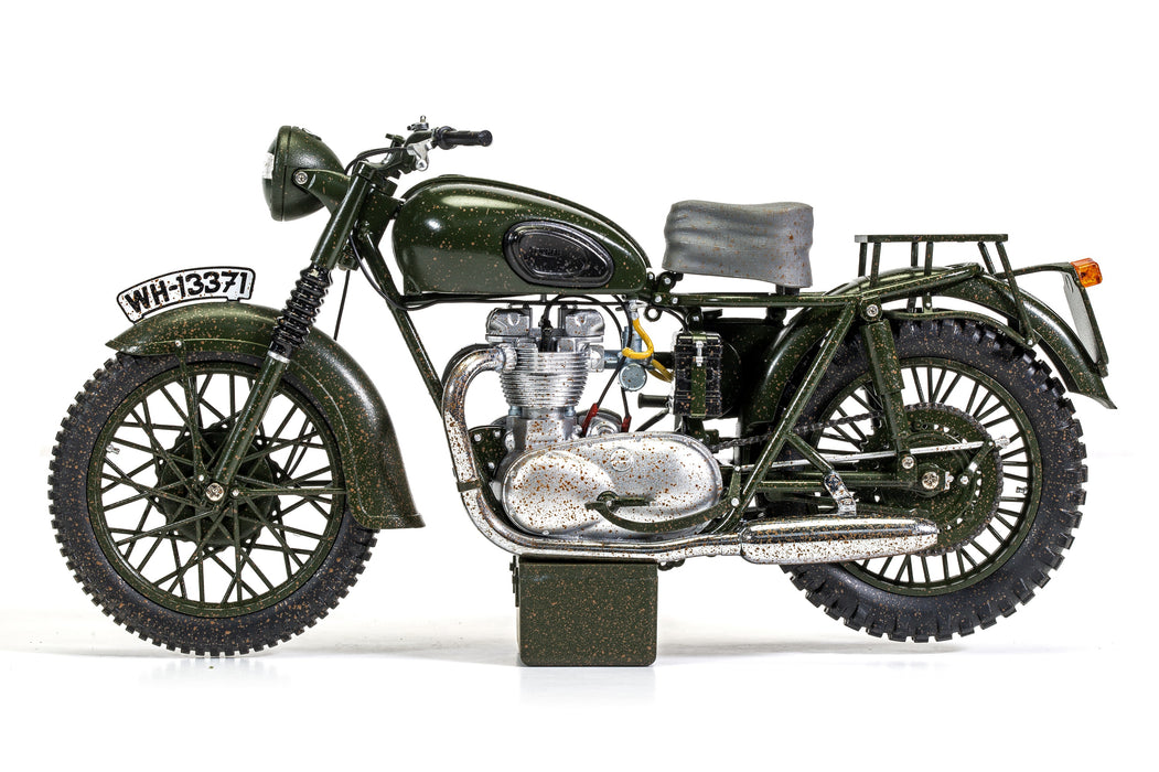 The Great Escape - Triumph TR6 Trophy (Weathered)