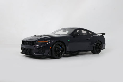 1:18 FORD MUSTANG DARK HORSE SC BLUE EMBER 2026