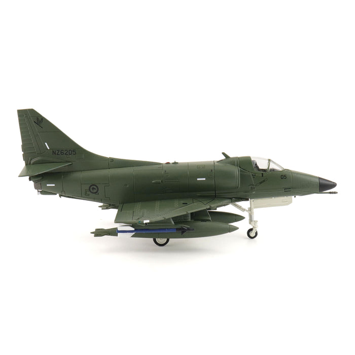 A-4K Skyhawk NZ6205, RNZAF, 1970s