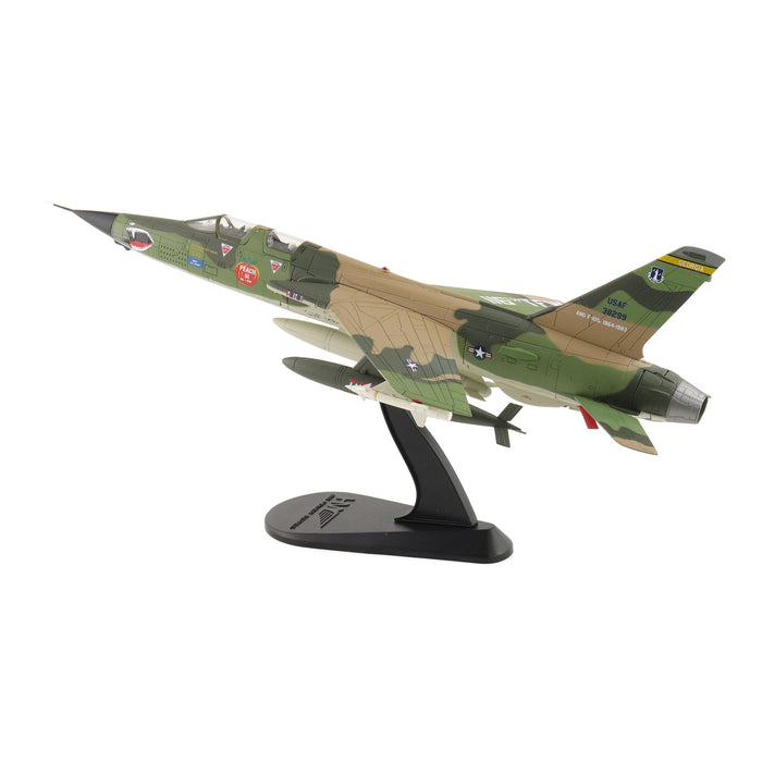 F-105F Thunderchief "Peach 91" 63-8299, 128th TFS, Dobbins, 24 July 1983