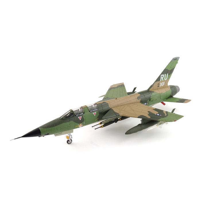 EF-105F "Jinkin Josie" 63-8301, 355th TFW, 357th TFS, Thailand ,1968 (1:72 Scale)