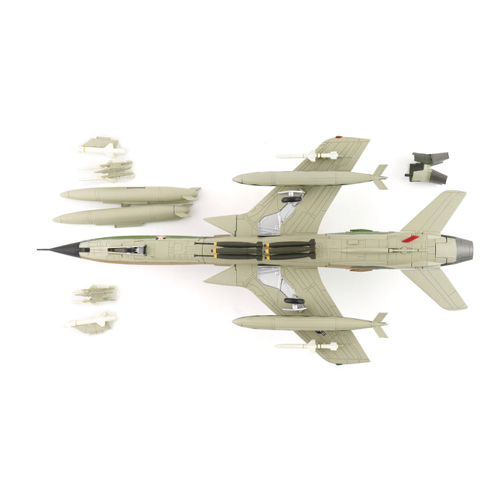 EF-105F "Jinkin Josie" 63-8301, 355th TFW, 357th TFS, Thailand ,1968 (1:72 Scale)