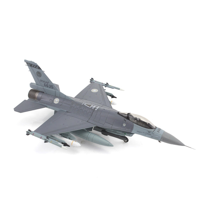 F-16A Fighting Falcon 6635, 22 TFG/455 TFW, ROCAF (w/10 x MK.20 cluster bombs)