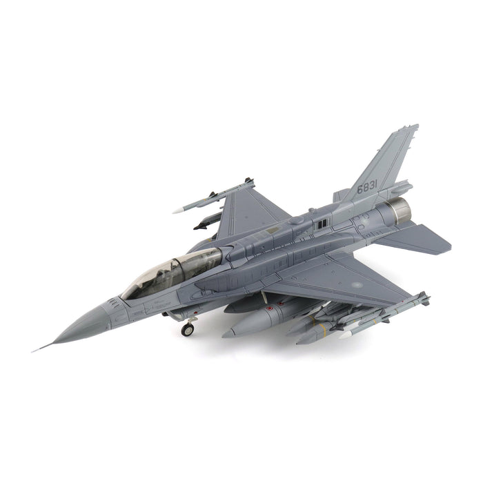 F-16D Block 70 6831, ROCAF, 2025 (w/IRST pod, GBU-39, AGM-154, AGM-88)