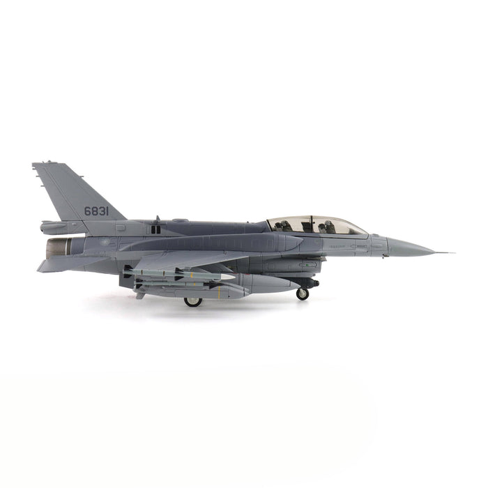 F-16D Block 70 6831, ROCAF, 2025 (w/IRST pod, GBU-39, AGM-154, AGM-88)