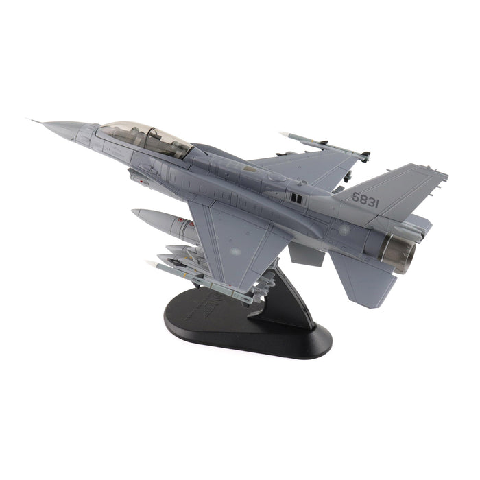 F-16D Block 70 6831, ROCAF, 2025 (w/IRST pod, GBU-39, AGM-154, AGM-88)
