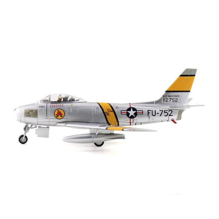 F-86E "George Davis" 51-2752, 4th FIG, 334th FIS, USAF, 1952 (unconfirmed scheme) (1:72 Scale)
