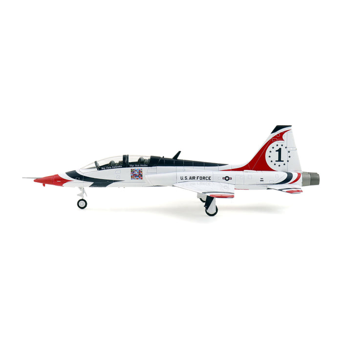 T-38 "Thunderbirds" No.1 plane, USAF, 1970s