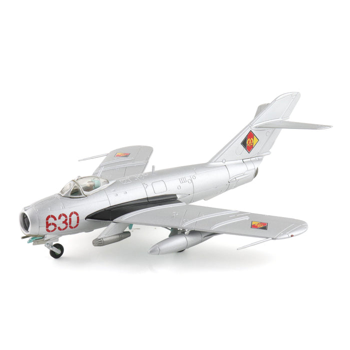 MIG-15bis Red 25, Chinese People's Volunteers Air Force, North Korea, 1950s (with climbing ladder)