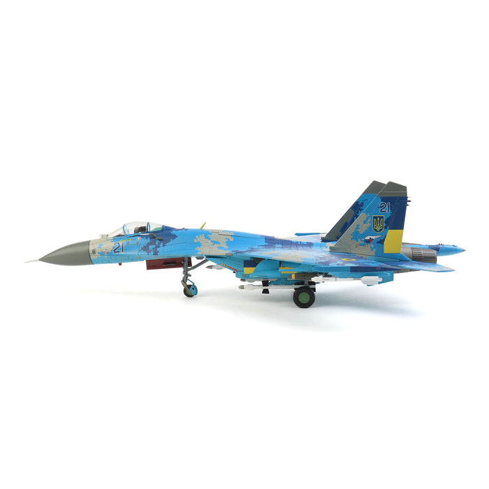 Su-27 Flanker B Blue 21, Ukrainian Air Force (with 2 x JDAM-Er gliding bombs)