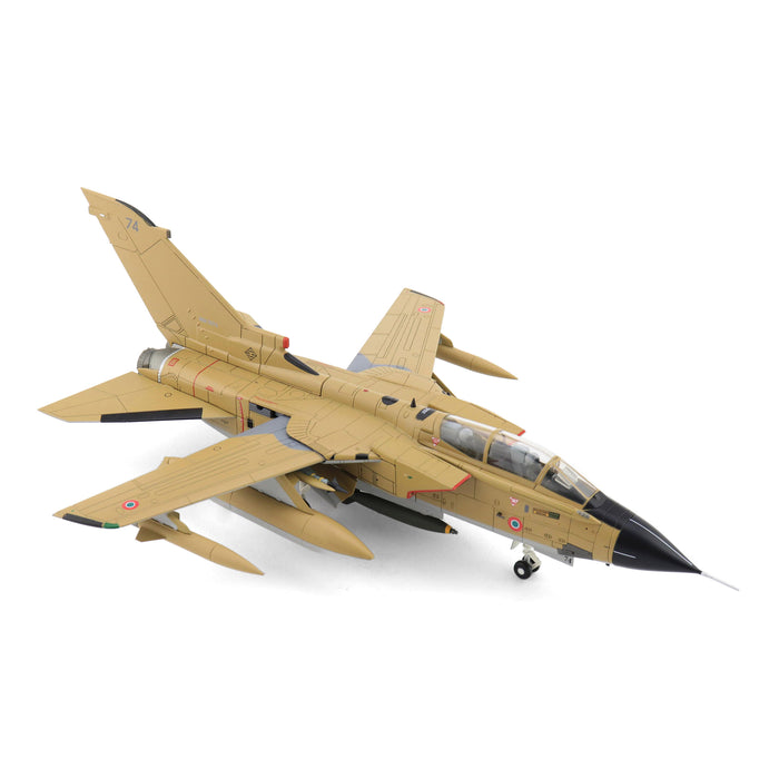 Tornado IDS MM7074, Italian Air Force, Al Dhafra AB, 1991