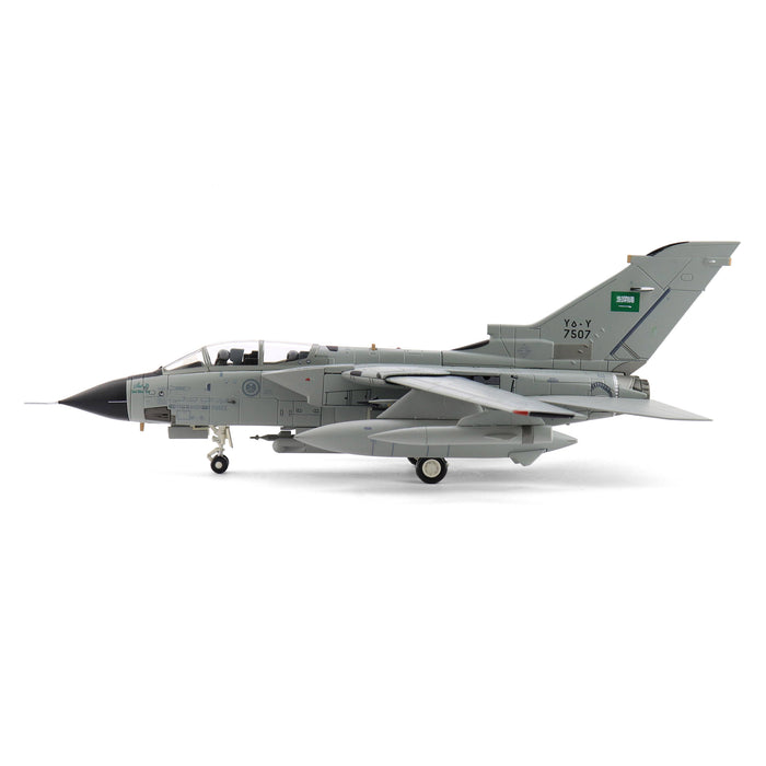 Tornado GR.1 7507, 75th Sqn., RSAF, Coningsby AB, 2013