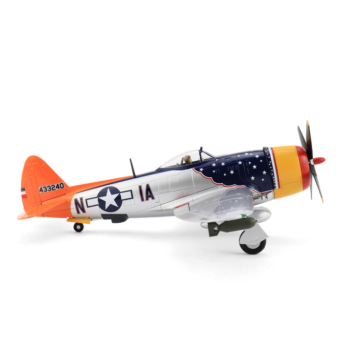 P-47D Thunderbolt "Tarheel Hal" Lt. 'Ike' David, 366 FS, 358 FG, May, 1945