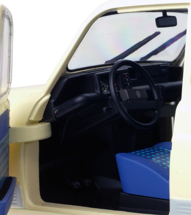 1:18 RENAULT 4L CLAN BEIGE 1978